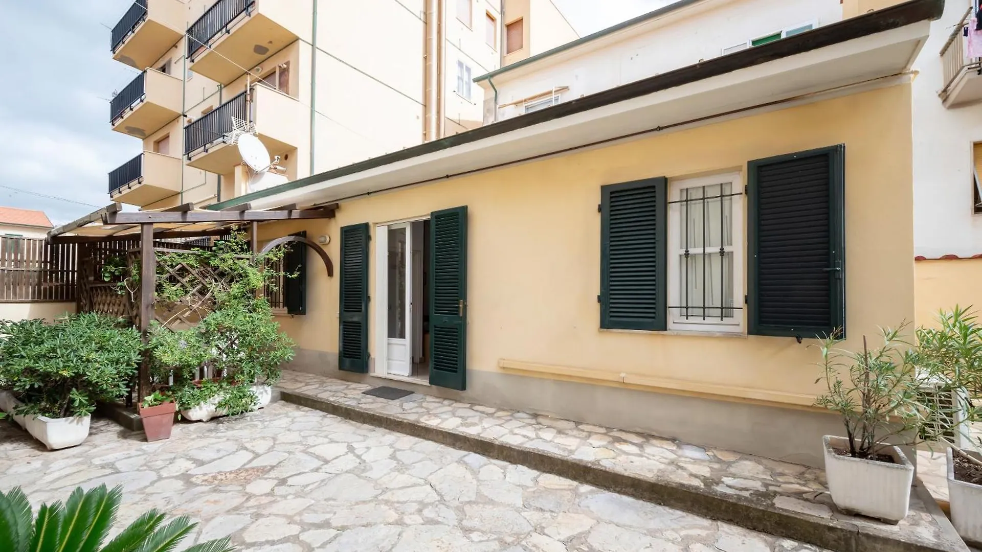 Villa Liberty San Vincenzo